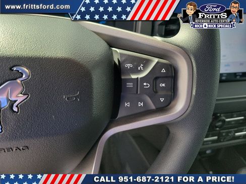 New 2025 Ford Bronco 4-Door image 8