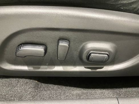 Used 2020 Nissan Murano SV image 18