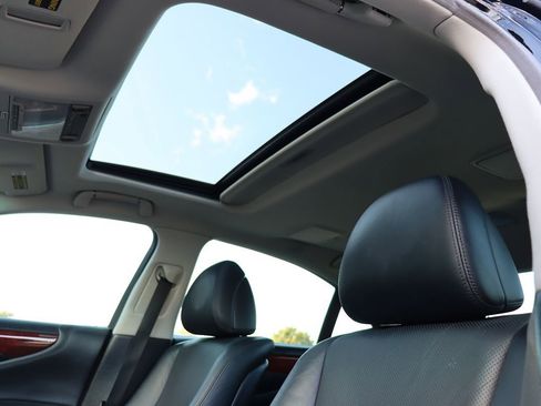 Used 2010 Lexus LS 460 image 10