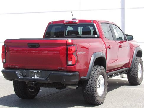 Used 2024 Chevrolet Colorado ZR2 w/ ZR2 Convenience Package III AWD/4WD image 6
