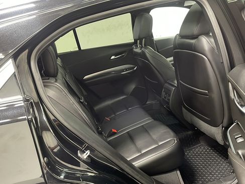 Used 2019 Cadillac XT4 Premium Luxury AWD/4WD image 21