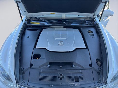 Used 2014 Lexus LS 460 w/ Comfort Package image 9