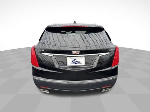 Used 2018 Cadillac XT5 Luxury w/ Driver Awareness Package FWD image 8