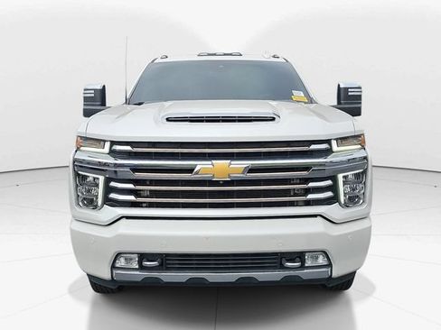 Used 2022 Chevrolet Silverado 3500 High Country w/ Safety Package II AWD/4WD image 8