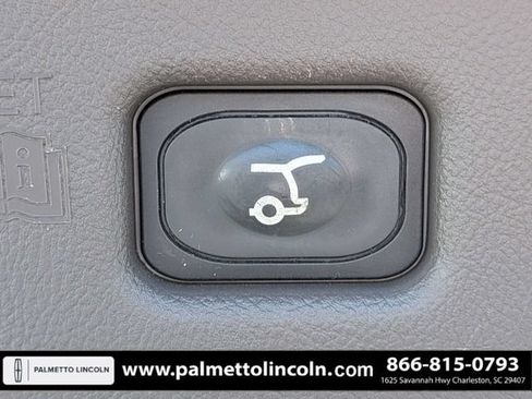 Used 2021 Lincoln Nautilus Reserve FWD image 13