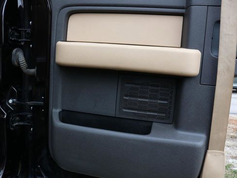 Used 2013 Ford F150 XLT w/ Luxury Equipment Group image 40