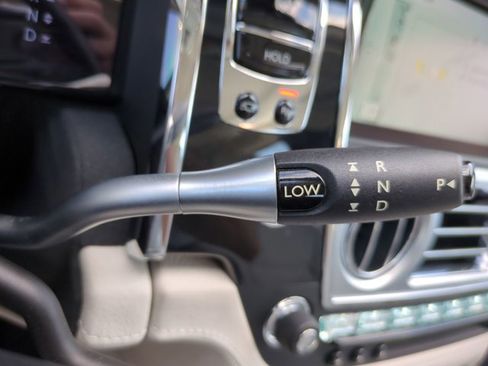 Used 2016 Rolls-Royce Ghost image 19