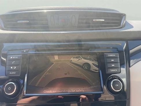 Used 2020 Nissan Rogue Sport SV AWD/4WD image 13