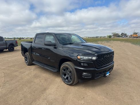 New 2026 RAM 1500 Express AWD/4WD image 7