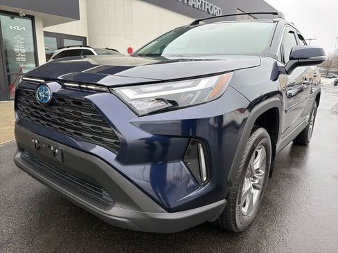 Used 2024 Toyota RAV4 XLE w/ Convenience Package image 11