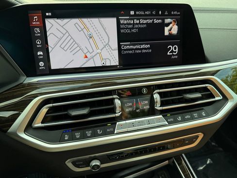 Used 2019 BMW X7 xDrive40i w/ Premium Package AWD/4WD image 20