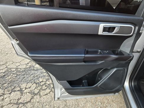 Used 2020 Ford Explorer 4WD image 23