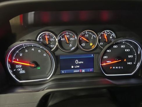 Used 2021 Chevrolet Silverado 1500 RST w/ Z71 Off-Road Package image 22