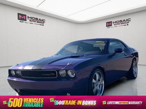 Used 2014 Dodge Challenger R/T image 5