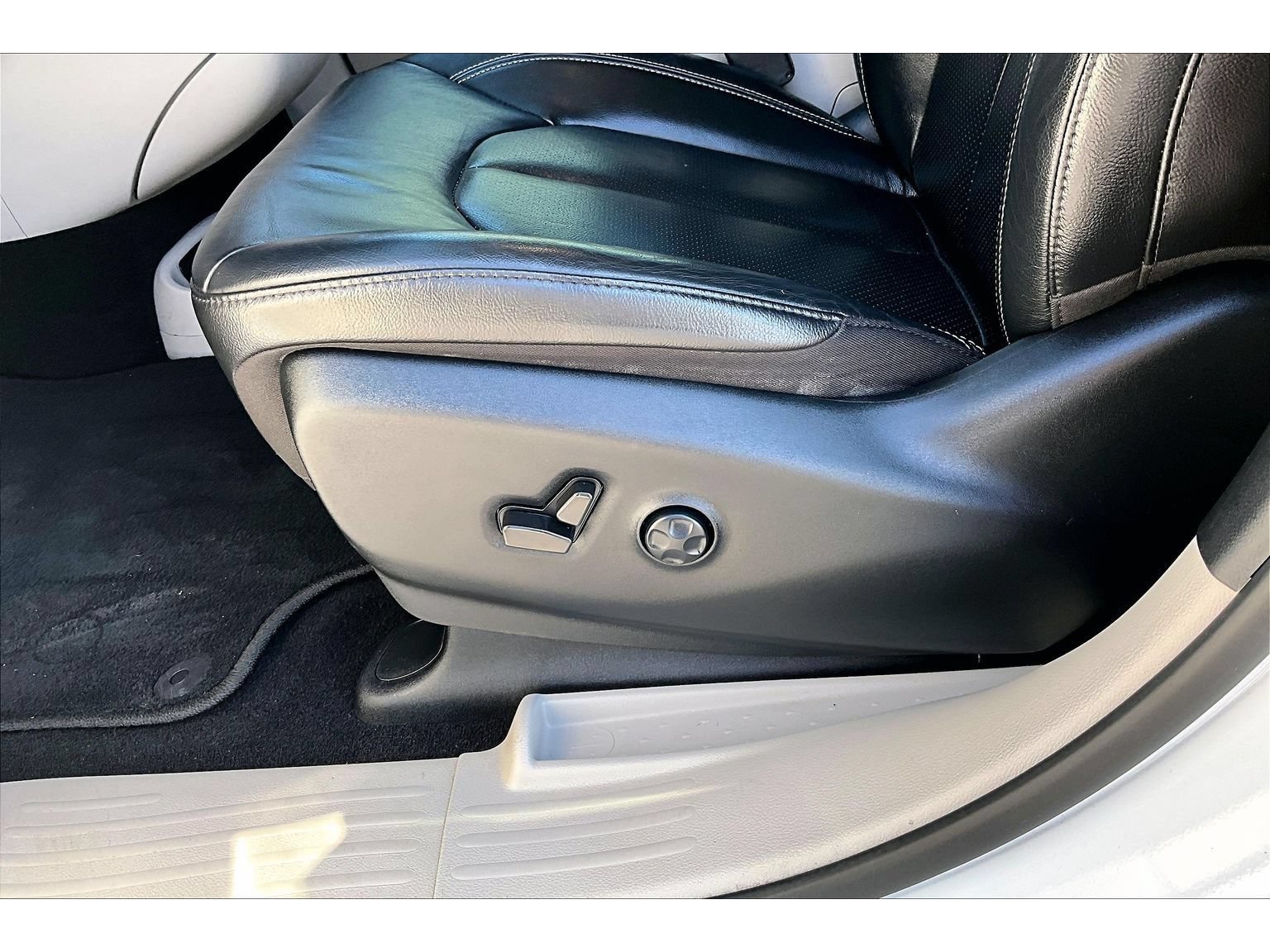 Certified 2022 Chrysler Pacifica Touring-L FWD image 29