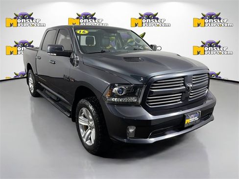 Used 2016 RAM 1500 Sport w/ Sport Premium Group image 3