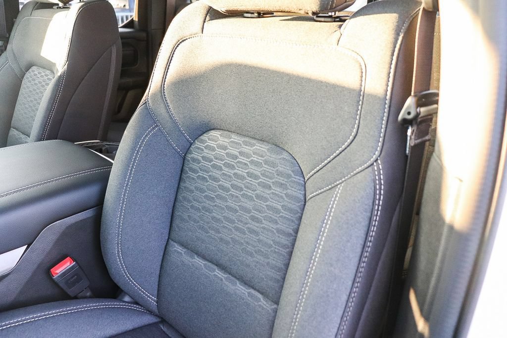 New 2026 RAM 1500 Express AWD/4WD image 29