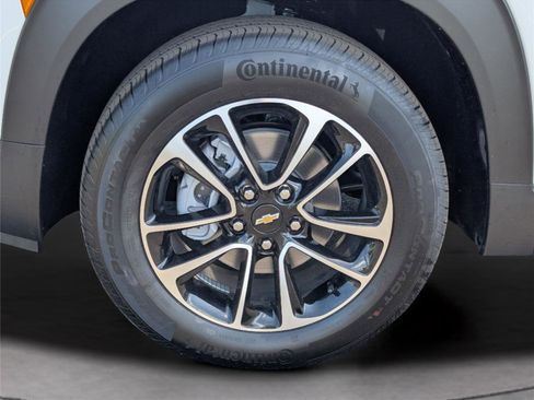 New 2026 Chevrolet TrailBlazer LT w/ LT Cold Weather Package AWD/4WD image 37