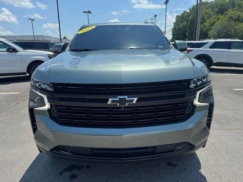 Used 2024 Chevrolet Tahoe RST w/ Luxury Package RWD image 2
