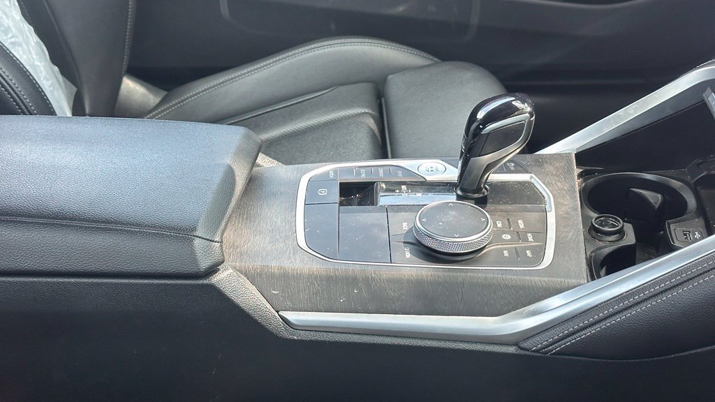 Used 2022 BMW 430i Coupe w/ M Sport Package RWD image 6