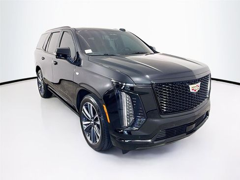 Used 2025 Cadillac Escalade Sport w/ Touring Package AWD/4WD image 35