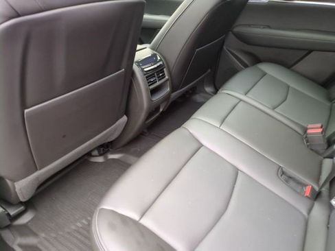 Certified 2024 Cadillac XT5 Premium Luxury w/ Technology Package AWD/4WD image 26