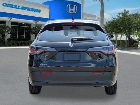 New 2026 Honda HR-V LX image 3
