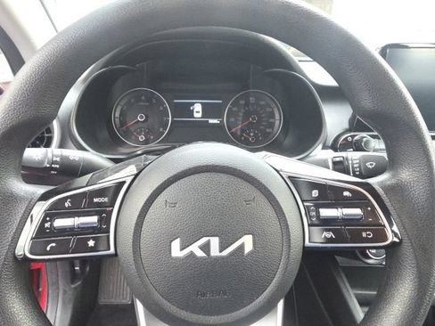 Used 2023 Kia Forte LXS FWD image 15
