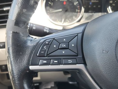 Used 2020 Nissan Rogue Sport SV w/ All-Weather Package AWD/4WD image 30