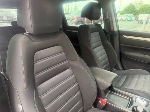 Used 2019 Honda CR-V LX image 6