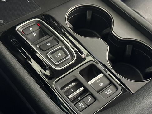 Used 2024 Honda Pilot EX-L image 23
