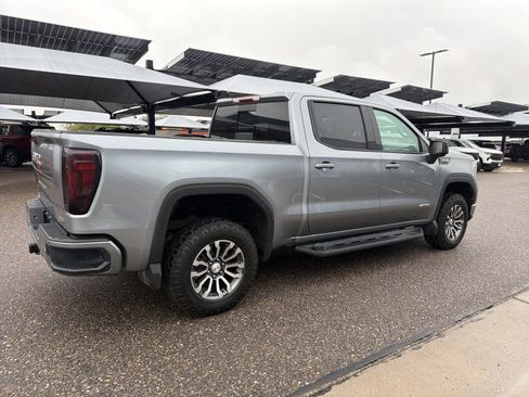 Used 2023 GMC Sierra 1500 AT4 w/ AT4 Premium Package AWD/4WD image 5