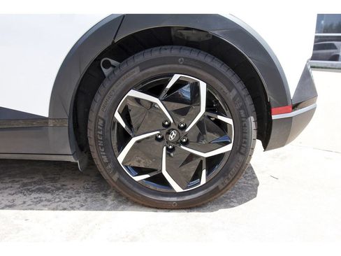 Certified 2024 Hyundai Ioniq 5 SEL AWD/4WD image 32