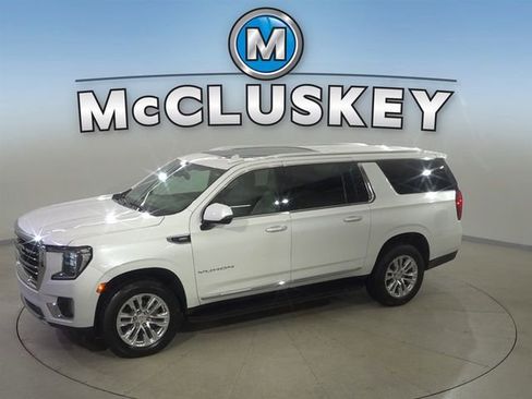 Certified 2022 GMC Yukon XL SLT w/ SLT Premium Package image 1