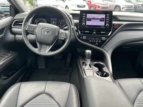 Used 2024 Toyota Camry SE w/ Convenience Package FWD image 15