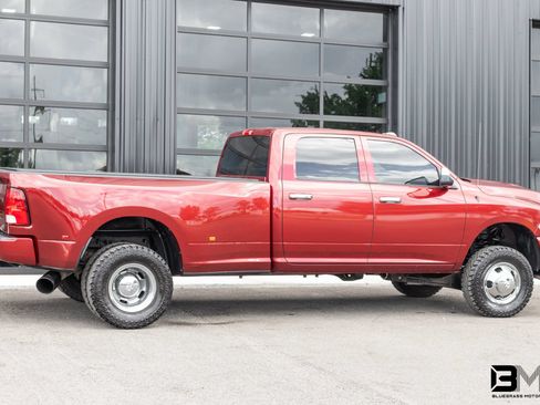 Used 2015 RAM 3500 Tradesman w/ Chrome Appearance Group AWD/4WD image 10