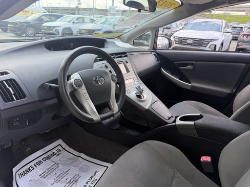 Used 2013 Toyota Prius Two FWD image 27