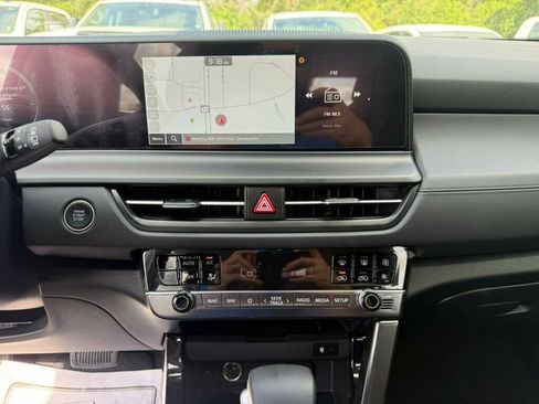 Used 2026 Kia Seltos EX FWD image 6