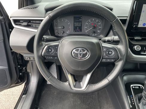 Used 2025 Toyota Corolla SE FWD image 16
