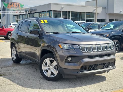 Used 2022 Jeep Compass Latitude w/ Convenience Group FWD image 1