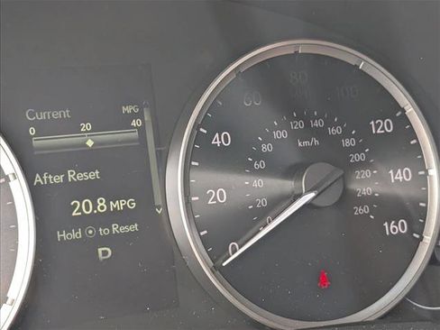 Used 2025 Lexus IS 350 F Sport image 11