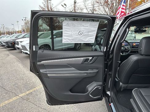 New 2026 Buick Enclave Preferred w/ Power Package image 31