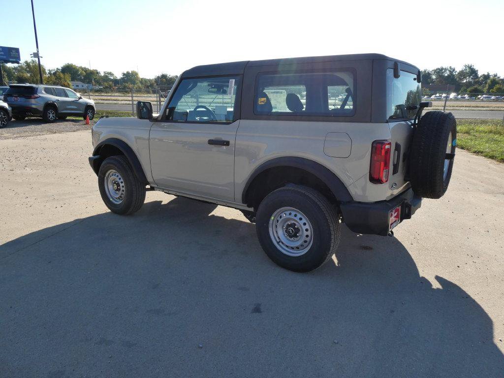 New 2026 Ford Bronco 2-Door AWD/4WD image 6
