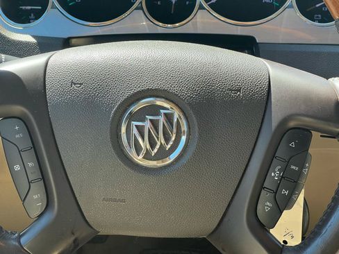 Used 2011 Buick Enclave CXL AWD/4WD image 24