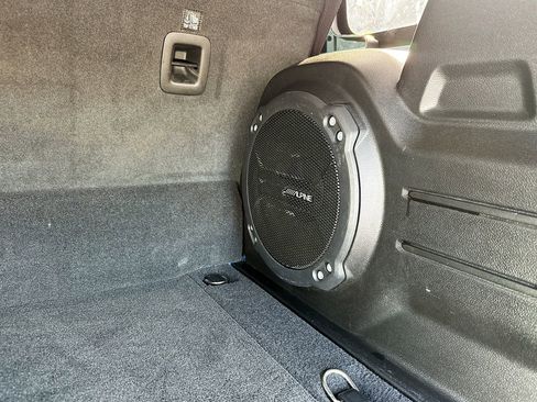Used 2021 Jeep Wrangler Unlimited Rubicon 4xe w/ Cold Weather Group AWD/4WD image 30