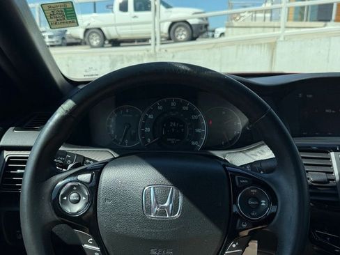 Used 2016 Honda Accord Sport image 16