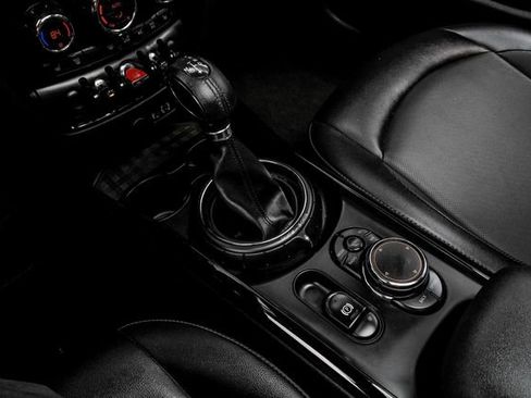 Used 2016 MINI Cooper Clubman image 26