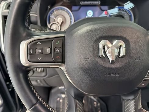 Used 2022 RAM 1500 Limited AWD/4WD image 11