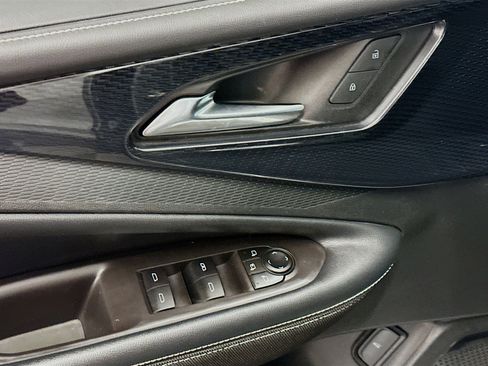 Used 2024 Chevrolet Blazer EV LT image 15