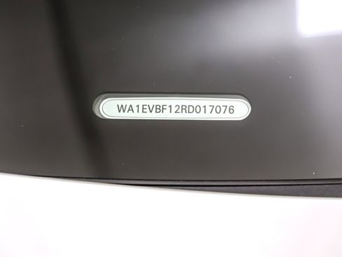 Used 2024 Audi Q8 Premium Plus image 26